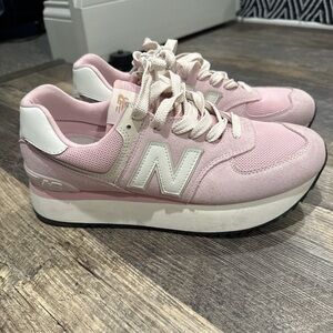 New Balance Women's Pink and White Sneakers